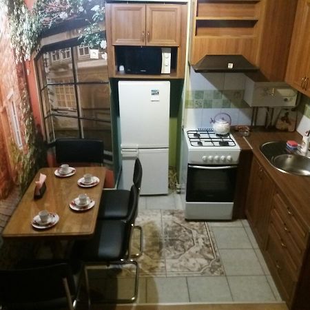 Apartment On Ploshcha Svyatogo Teodora Lviv Luaran gambar